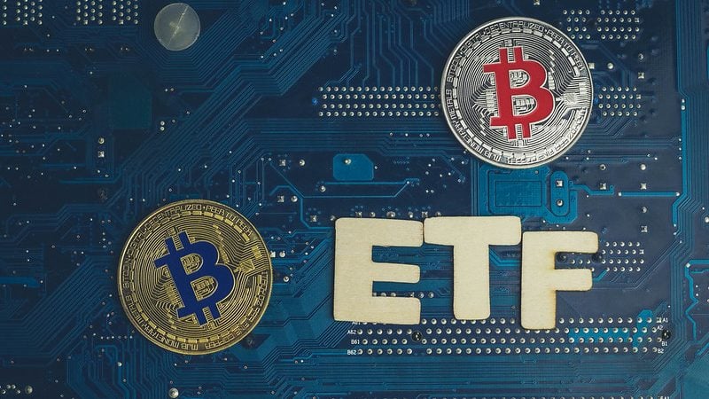 ETF with golden and silver Bitcoin