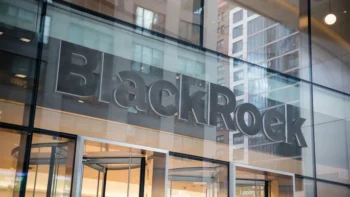 BlackRock otrzymał fundusze początkowe o wartości 100 tys. dolarów na Bitcoin ETF